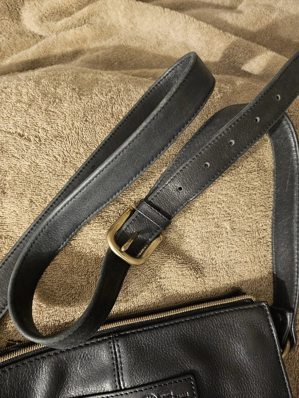 Vintage Fossil Black Pebble Leather Crossbody Purse Handbag Key